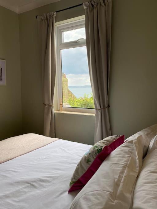 Sea Biscuit Cottage, Scarborough Bagian luar foto